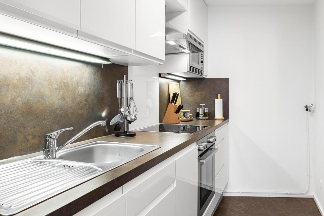 Prime - City Apartment Fuer 6 - Neu & Modern Munich Exterior photo